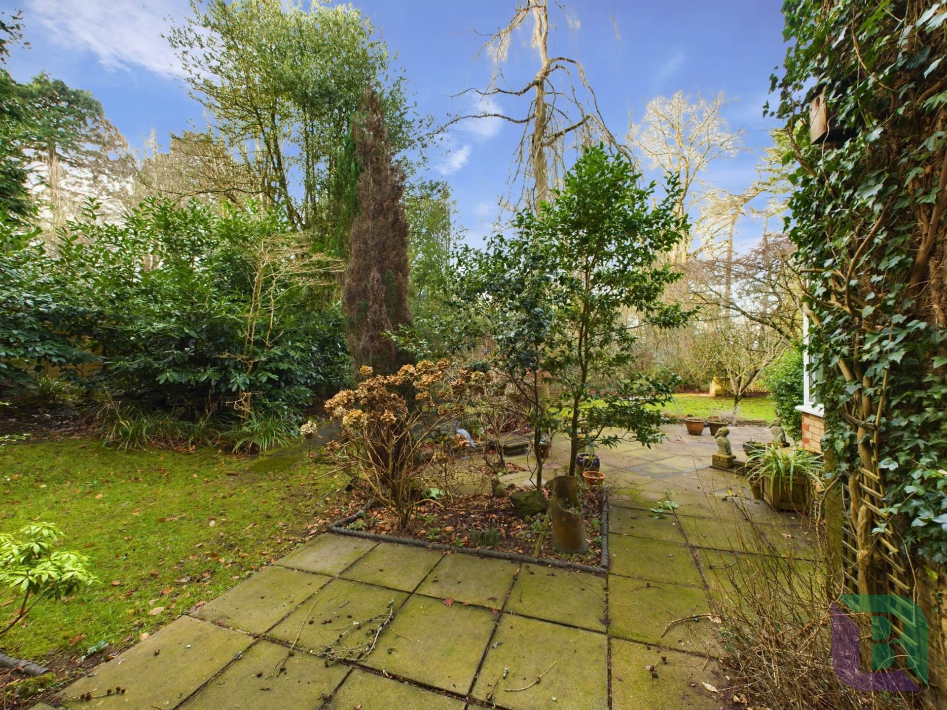 Church Road, Aspley Heath, Image 25