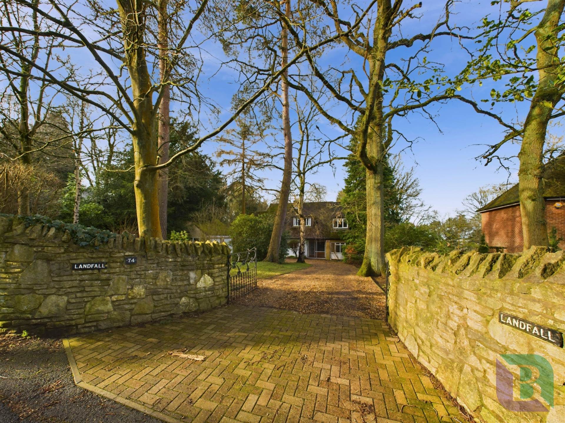 Church Road, Aspley Heath, Image 34