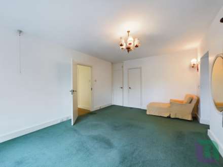 Church Road, Aspley Heath, Image 14