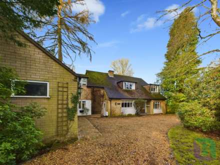 Church Road, Aspley Heath, Image 30