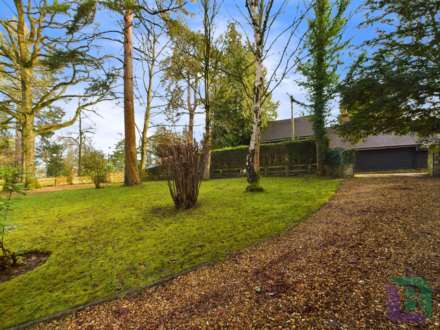 Church Road, Aspley Heath, Image 32