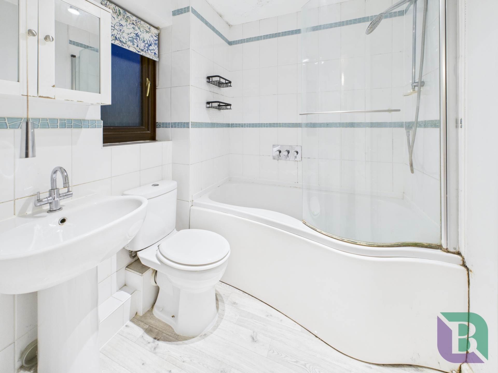 Hockliffe Brae, Walnut Tree, Image 17