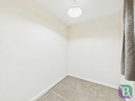 Hockliffe Brae, Walnut Tree, Image 11