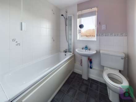 Winwood Close, Deanshanger, Image 12