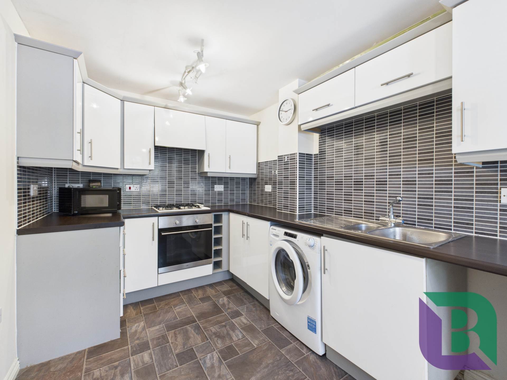 Lydbrook Lane, Woburn Sands, Image 3