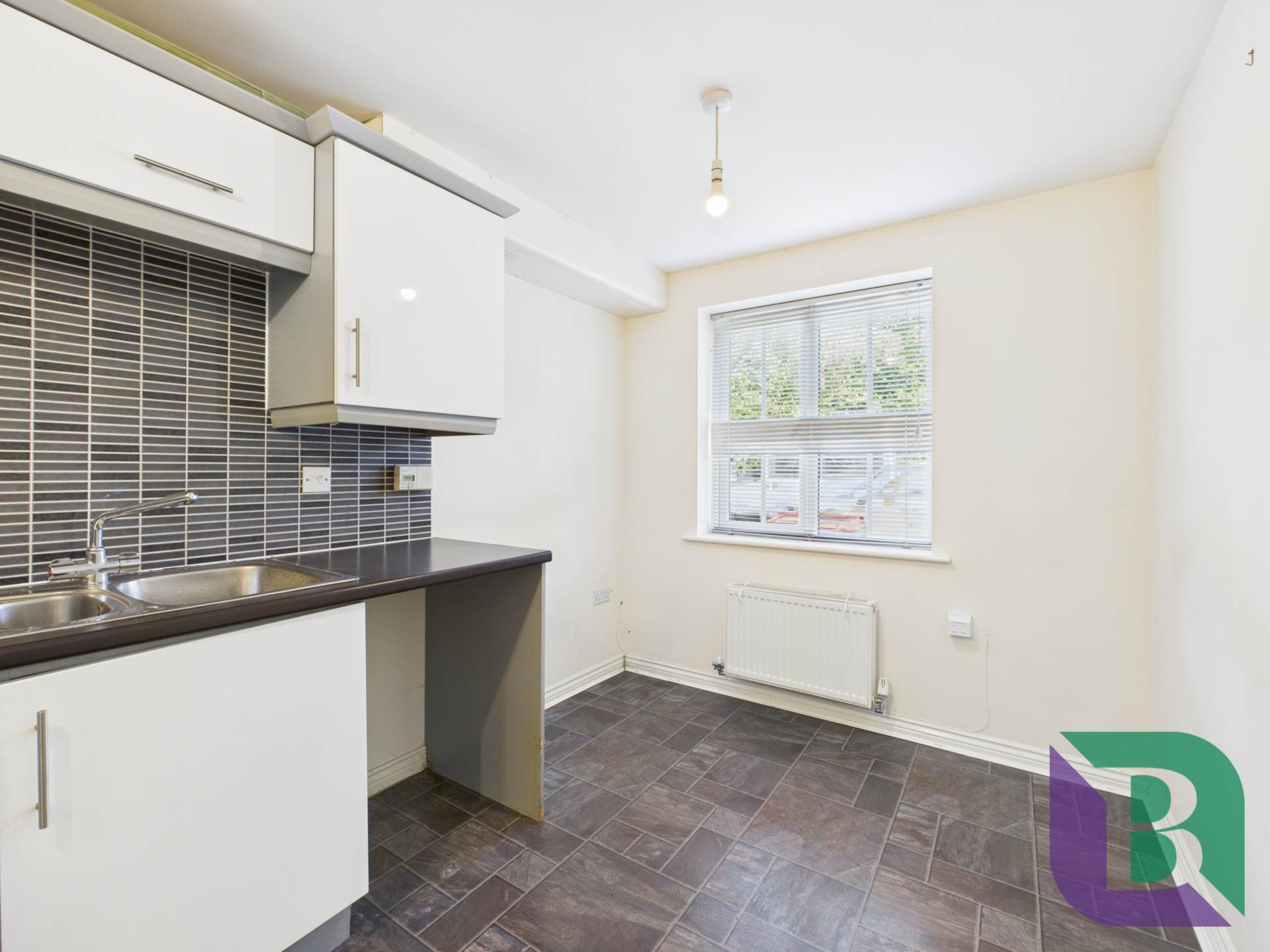 Lydbrook Lane, Woburn Sands, Image 4