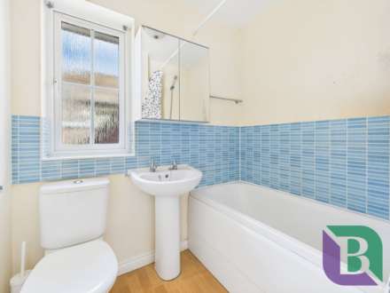 Lydbrook Lane, Woburn Sands, Image 11