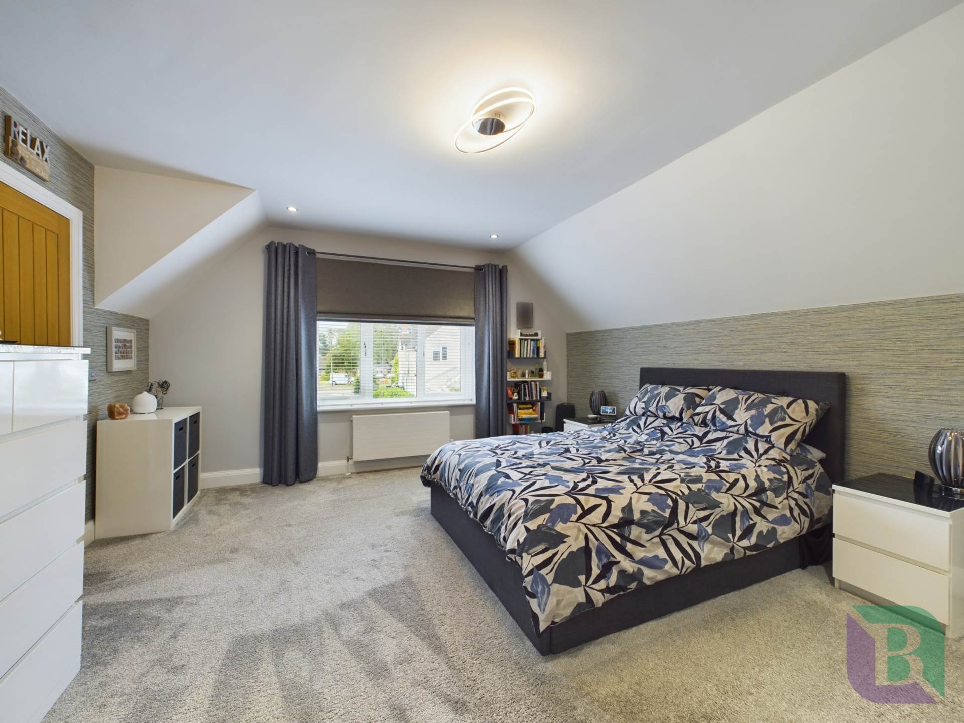 Hill View, Newport Pagnell, Image 16