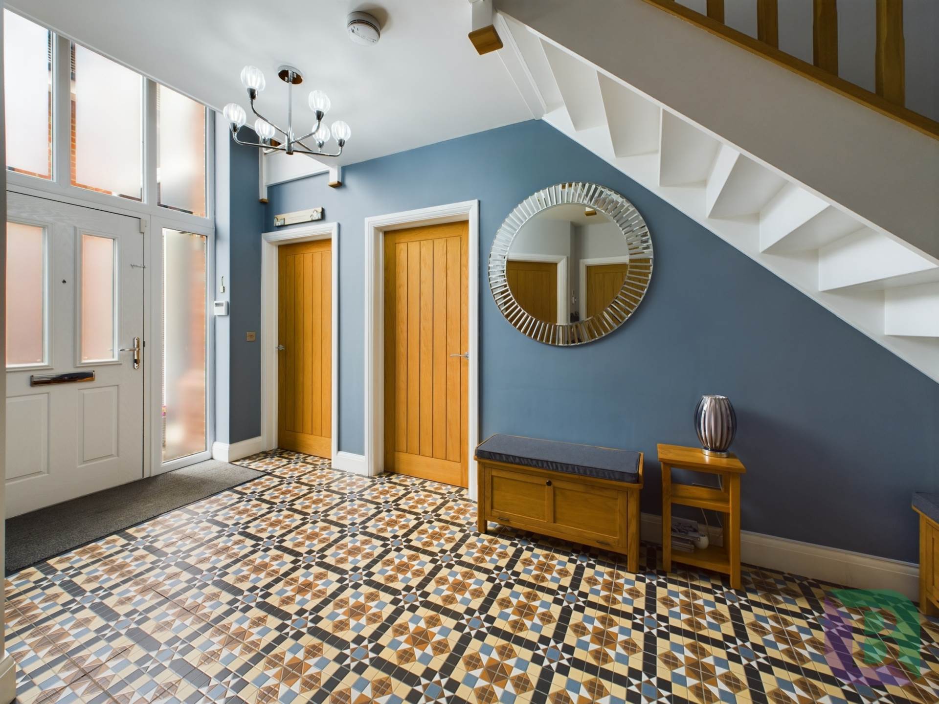 Hill View, Newport Pagnell, Image 3