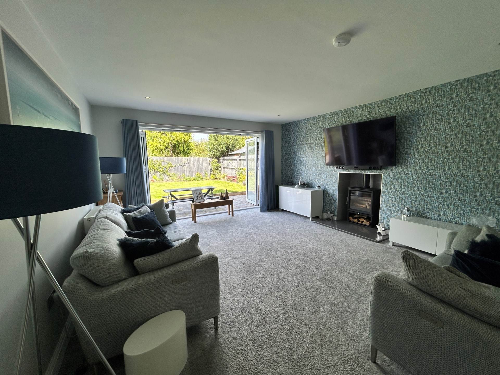 Hill View, Newport Pagnell, Image 7