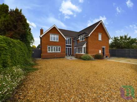 5 Bedroom Detached, Hill View, Newport Pagnell