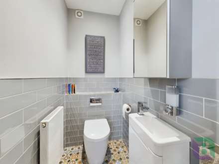 Hill View, Newport Pagnell, Image 11