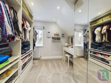 Hill View, Newport Pagnell, Image 17