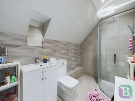 Hill View, Newport Pagnell, Image 21