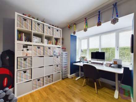 Hill View, Newport Pagnell, Image 9