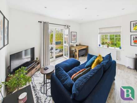 Cable Crescent, Woburn Sands, Image 5