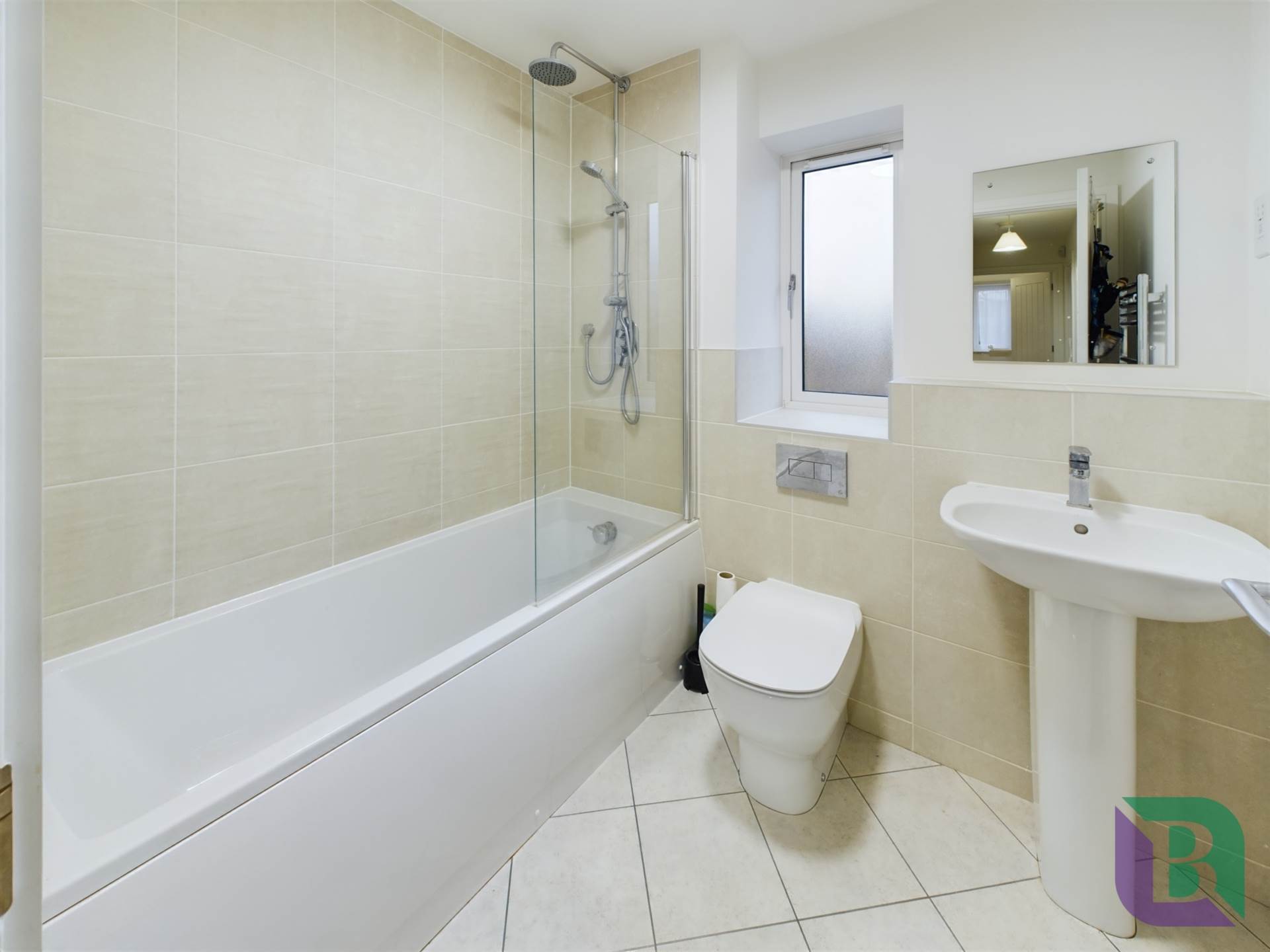 Halesworth Avenue, Broughton, Image 14