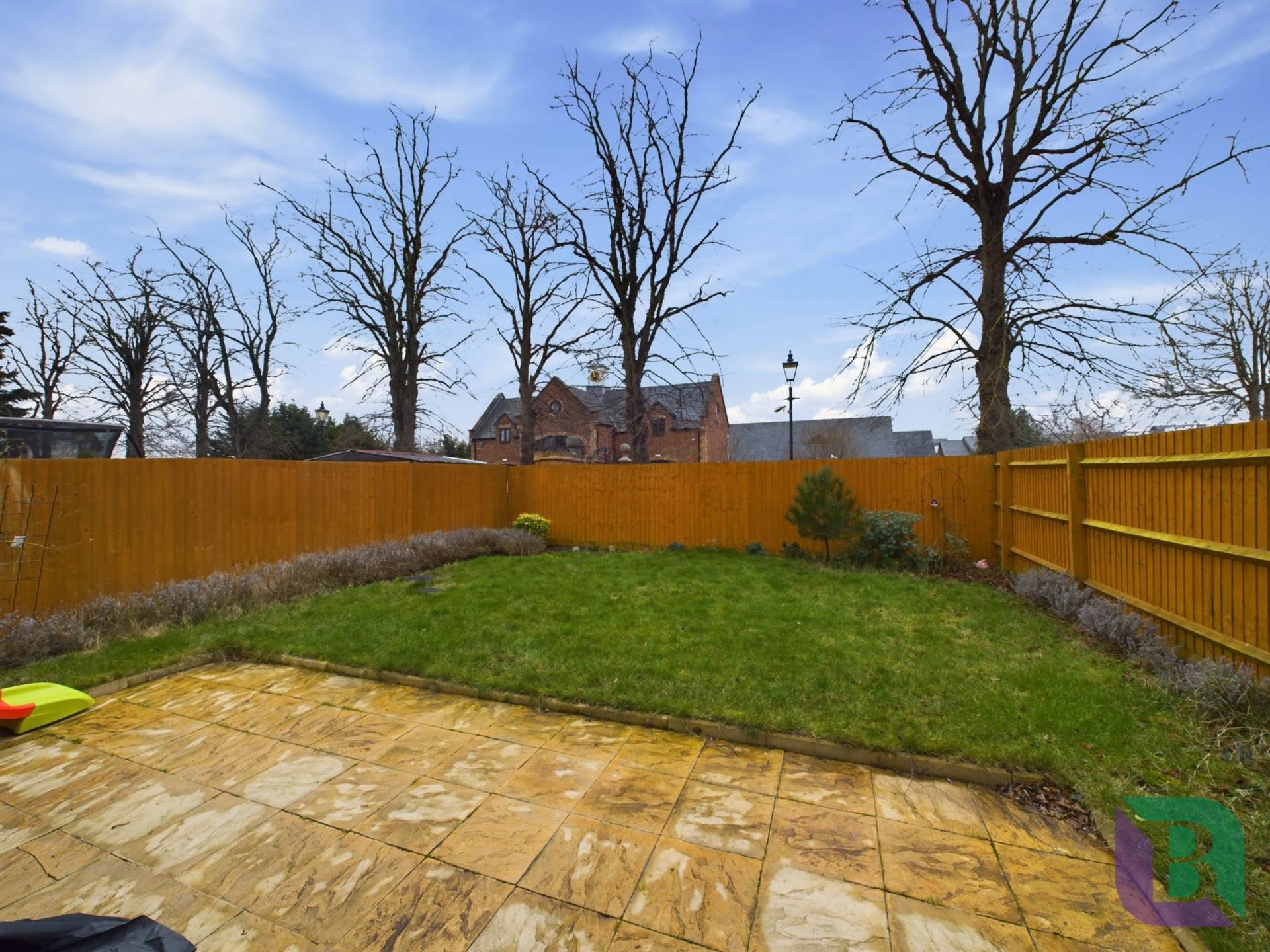 Halesworth Avenue, Broughton, Image 18