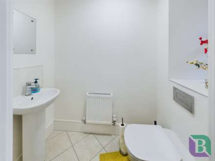 Halesworth Avenue, Broughton, Image 7