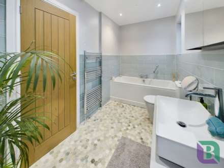 Church Road, Woburn Sands, Image 23