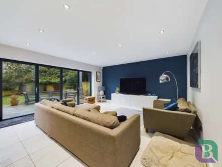 Church Road, Woburn Sands, Image 3