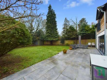 Church Road, Woburn Sands, Image 34