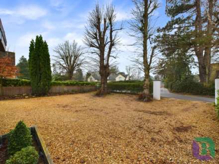 Church Road, Woburn Sands, Image 39