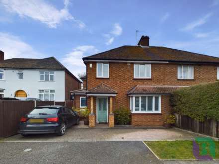 4 Bedroom Semi-Detached, Downham Road, Woburn Sands