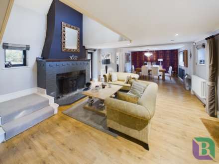 Mill Lane, Woolstone, Image 3