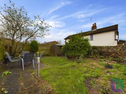Station Road, Woburn Sands, Image 13