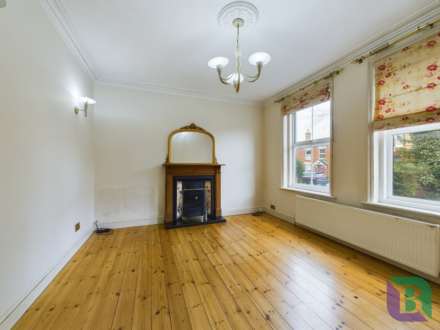 Station Road, Woburn Sands, Image 3