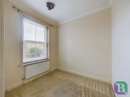 Station Road, Woburn Sands, Image 9