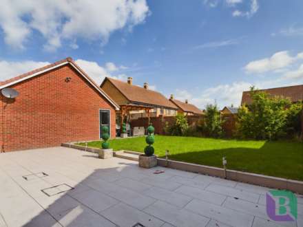 Berrichon Crescent, Whitehouse, Image 19