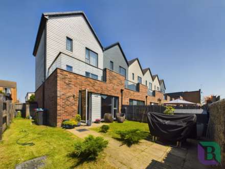 Property For Sale Countess Way, Broughton, Milton Keynes