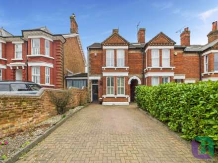 Station Road, Woburn Sands, Image 1