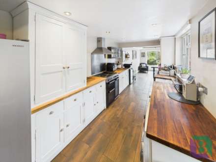 Station Road, Woburn Sands, Image 2