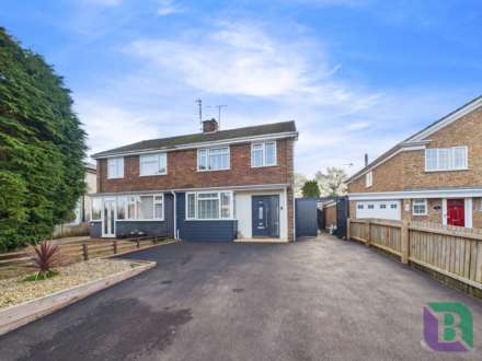 Bow Brickhill Road, Woburn Sands, Image 1