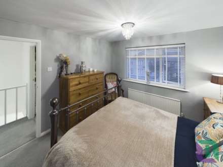 Bow Brickhill Road, Woburn Sands, Image 12