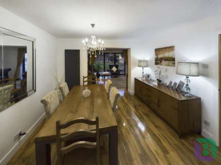 Bow Brickhill Road, Woburn Sands, Image 4