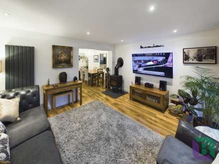 Bow Brickhill Road, Woburn Sands, Image 6