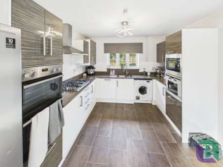 Temple Crescent, Milton Keynes, Image 3