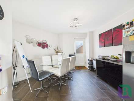 Temple Crescent, Milton Keynes, Image 4