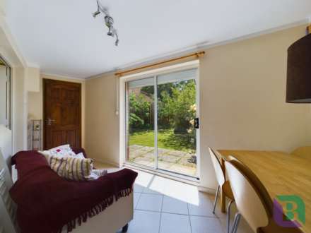 Rhodes Place, Oldbrook, Image 5