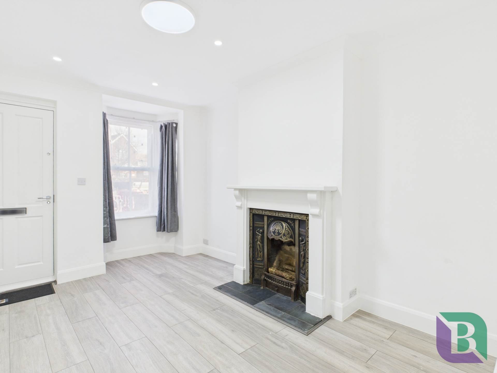 Station Road, Woburn Sands, Image 3