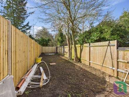 Station Road, Woburn Sands, Image 16