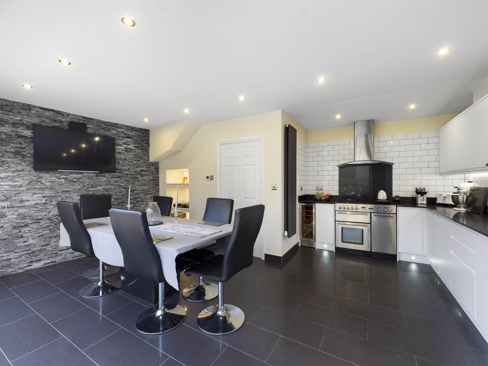 Penshurst Crescent, Ashland, Image 5