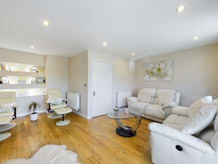Penshurst Crescent, Ashland, Image 10
