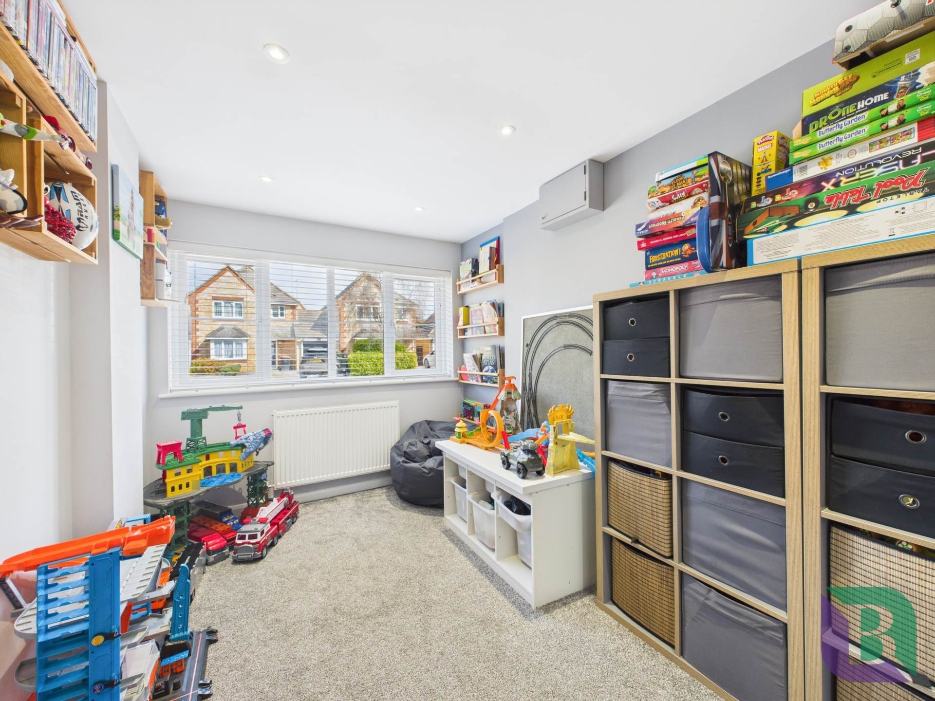 Warneford Way, Leighton Buzzard, Image 24