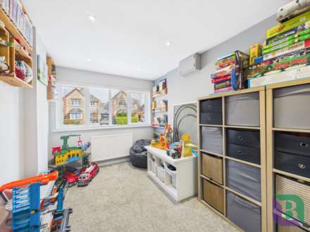 Warneford Way, Leighton Buzzard, Image 24