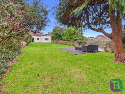 Elm Grove, Woburn Sands, Image 1